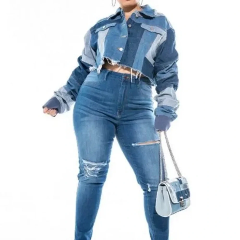 NWT AZALEA WANG ALL PATCHED UP PATCHWORKED  CROP DENIM JACKET - Picture 4 of 14